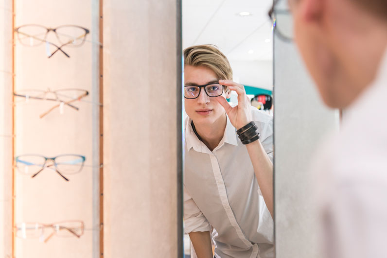 Die zu Ihnen passende Brille setzt die Facetten Ihrer Persönlichkeit ins beste Licht